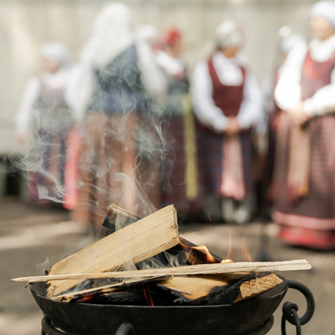 Projektas „Jungiančios tradicijos“
